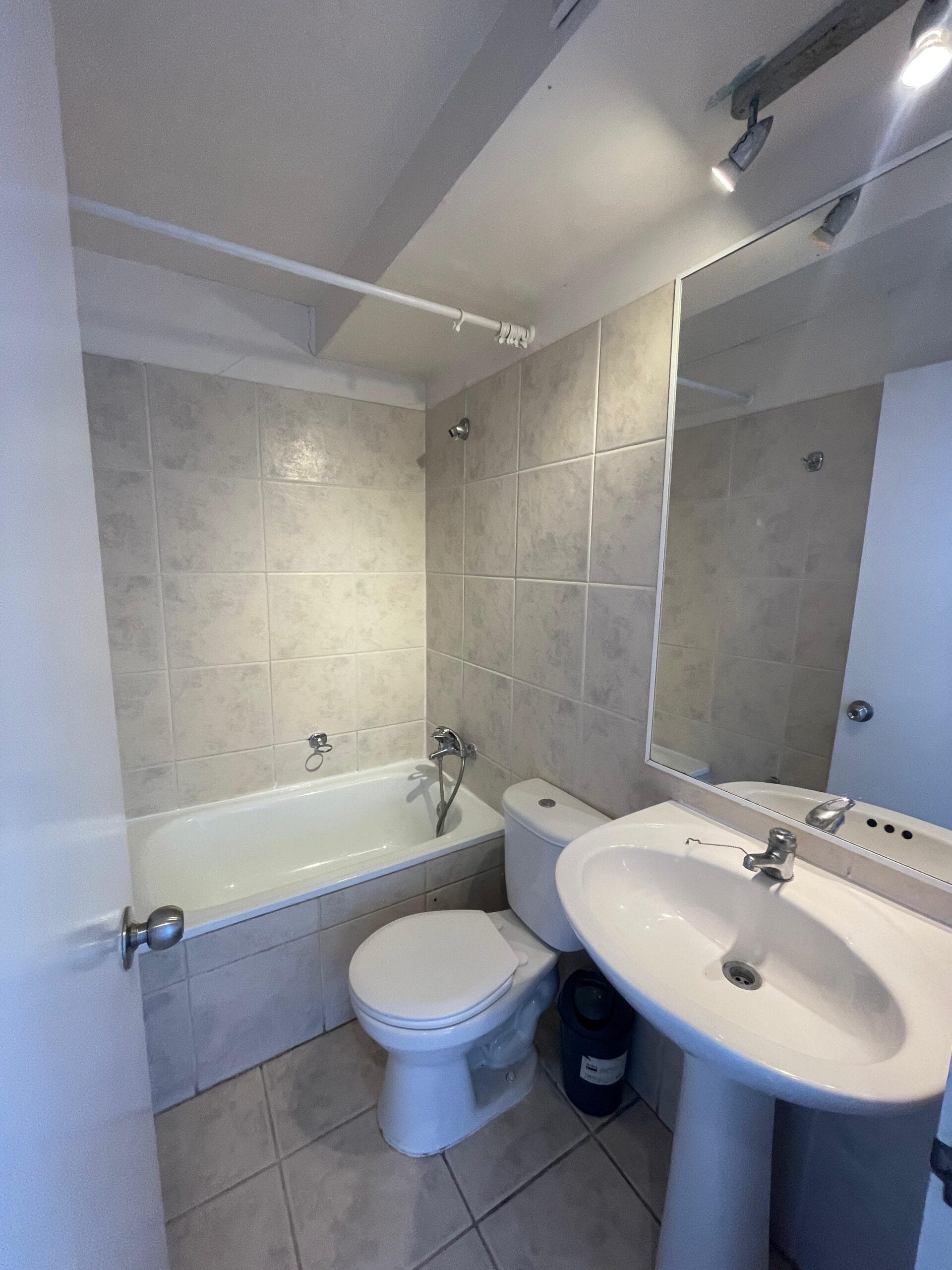 Arriendo Semi amoblado Depto 2D2B Valparaíso Edificio Mirador Polanco - Imagen 15